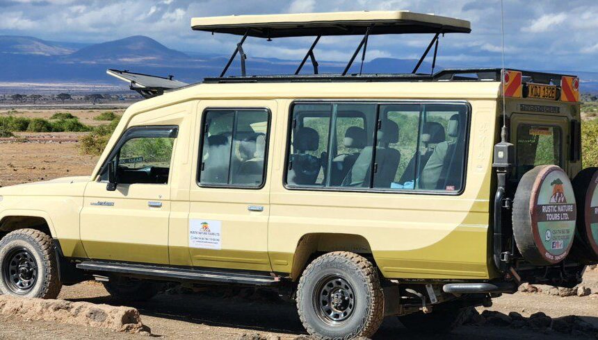 Wild Kenyan Safari: Land Cruiser as Your Ultimate Vehicle 9 Wild Kenyan Safari: Land Cruiser as Your Ultimate Vehicle