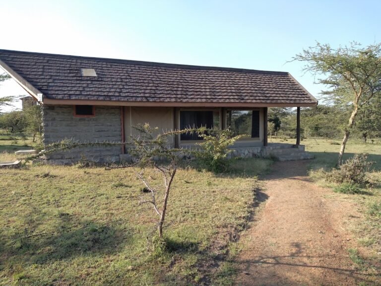 Topi Mara Bush Camp
